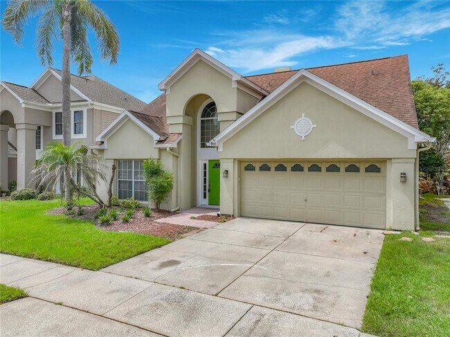 Photo - 900 W Charing Cross Cir