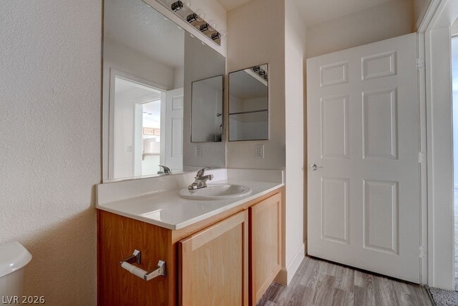 Photo - 59 E Agate Ave Unidad 403