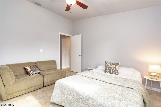 Photo - 908 SE 33rd St