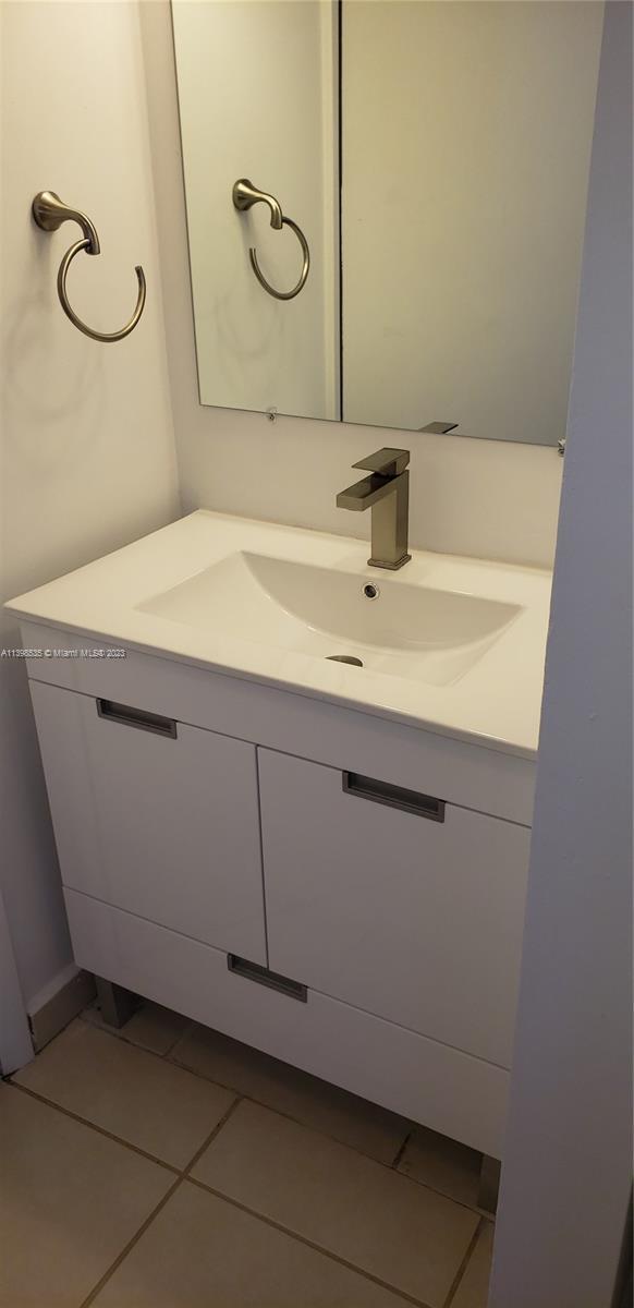 Photo - 1673 Bay Rd Unit 301