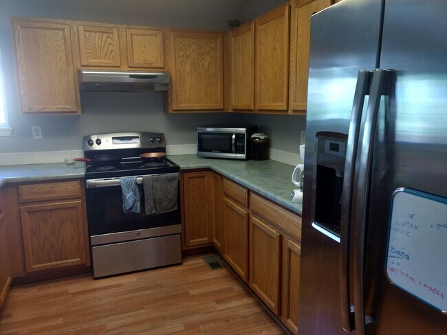 Photo - 6511 Stagecoach Ave