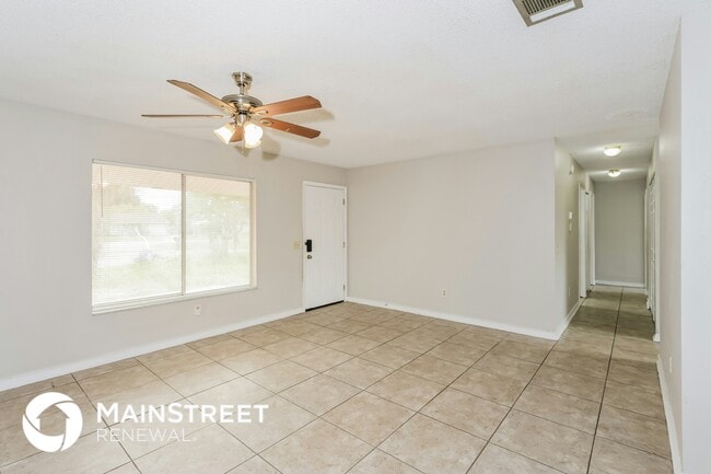 Photo - 1257 Linmoor Cir NE