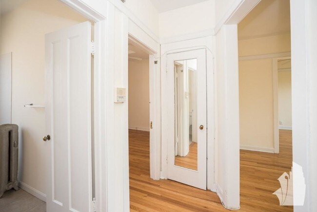 Photo - 5103 N Winchester Ave Unit 5109-2