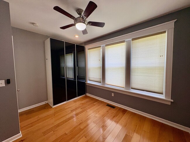 Photo - 4164 W Pine Blvd Unit 4164-1E W Pine