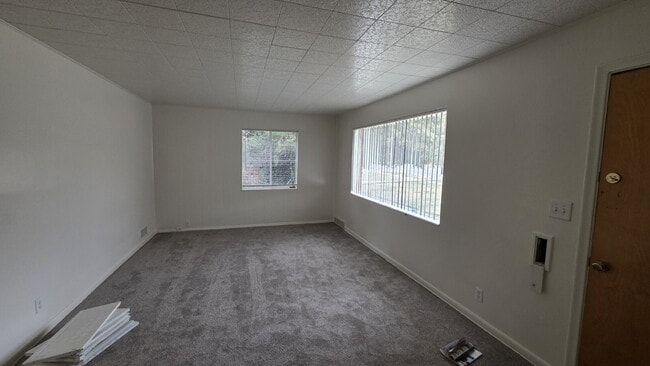 Building Photo - 1060 36th St