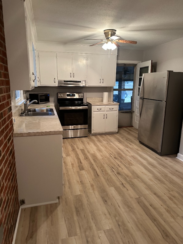 Photo - 4519 Fairport Rd