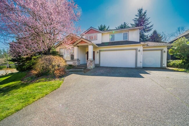 Building Photo - Amazing & spacious 4 bed plus office, 2.5 ... Rental