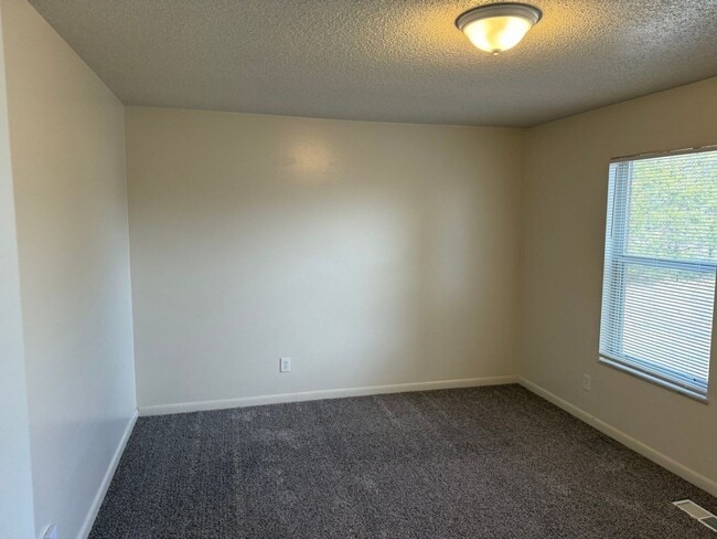 Photo - 1105 W Parkway Ave Unit 20