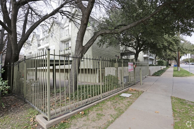 Photo - The Colonnade on Cole