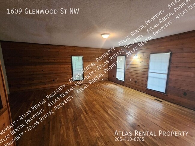 Photo - 1609 Glenwood St NW