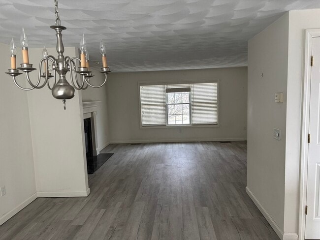 Photo - 13 Navajo Rd