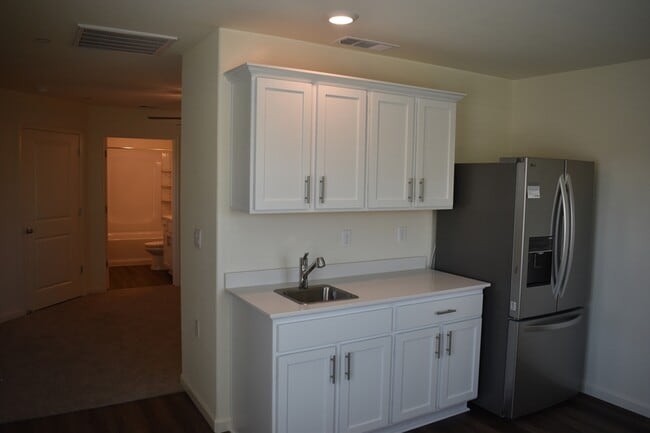 Photo - 4049 Cinnabar Ave