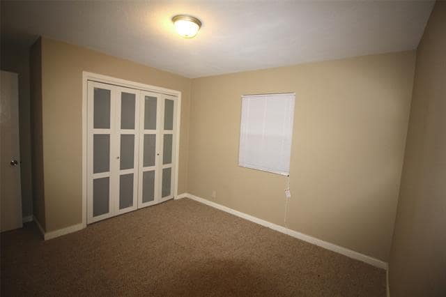 Photo - 237 Samuel St