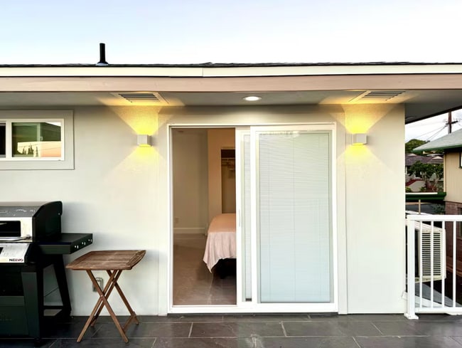 2nd Floor Patio - 551 11th Ave Unit 2