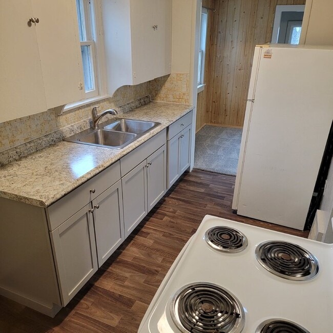 Photo - 1211 Lewis Ave