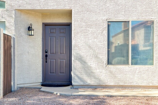Photo - 250 W Juniper Ave