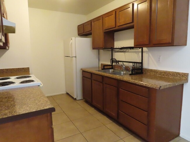 815 E 4th Pl Unit A
