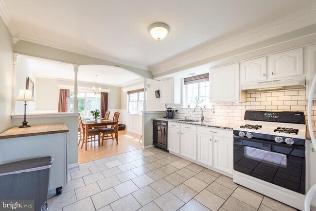 Photo - 19 Patriot Ct