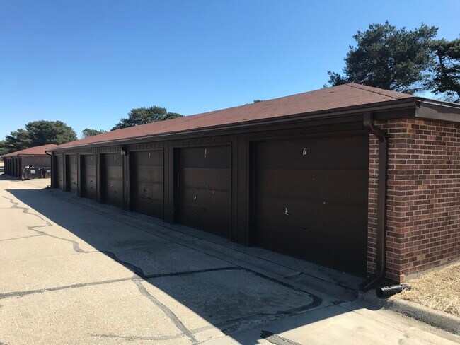 Garage for rent!