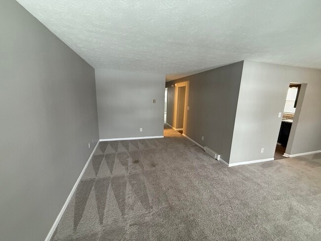 Photo - 309 Rebel Rd