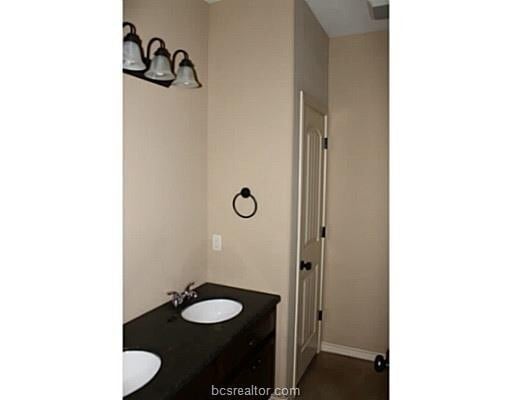 Photo - 3002 Old Ironsides Dr