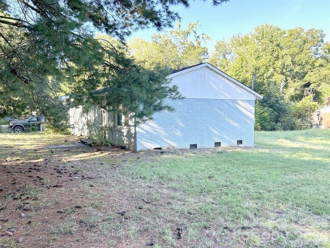 Photo - 3000 Rodman St