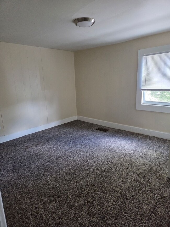 Photo - Spacious rental Unit 1