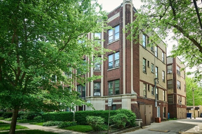 Building Photo - 1112 Grove St Rental