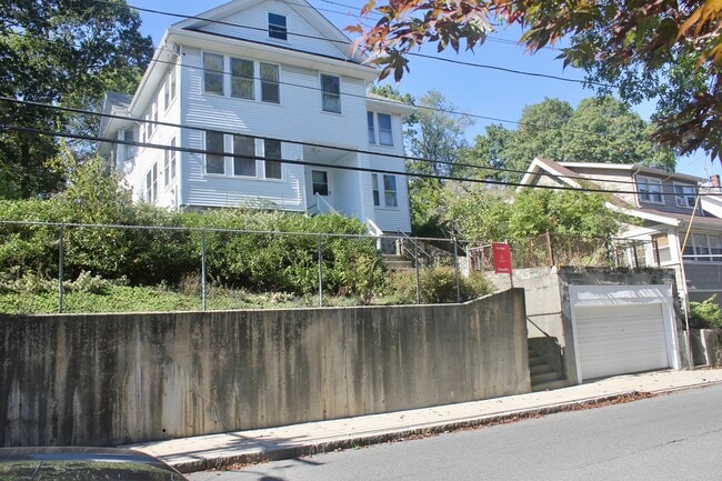 Photo - 154 Mount Vernon St