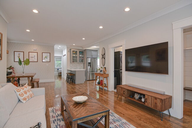 Photo - 10 Grant St Unit 1