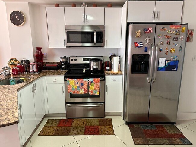 Photo - 2300 NW 7th St Unidad 301