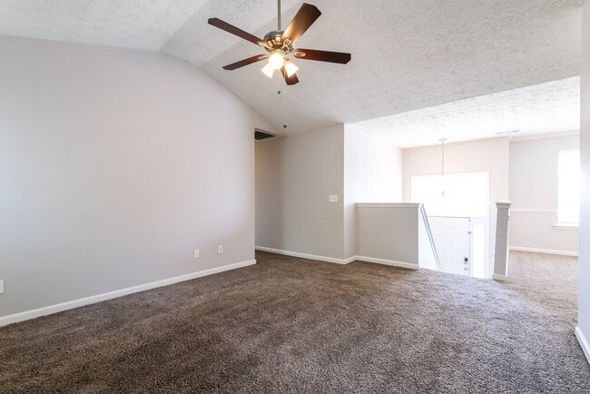 430 Summer Hill Cir