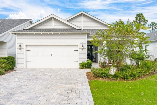 Building Photo - 119 Anastasia Cir