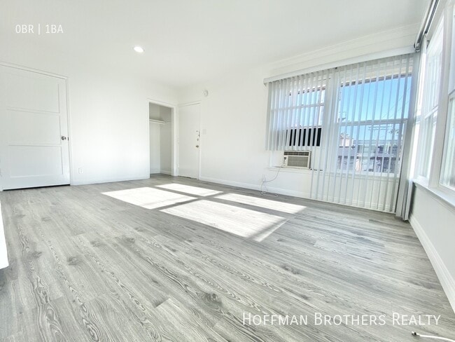 Photo - 1518 Laurel Canyon Blvd Unit 5