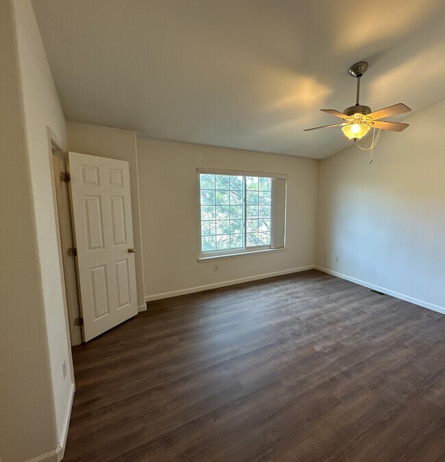 1st Suite 3 - 19213 E IDAHO DR Unit 106