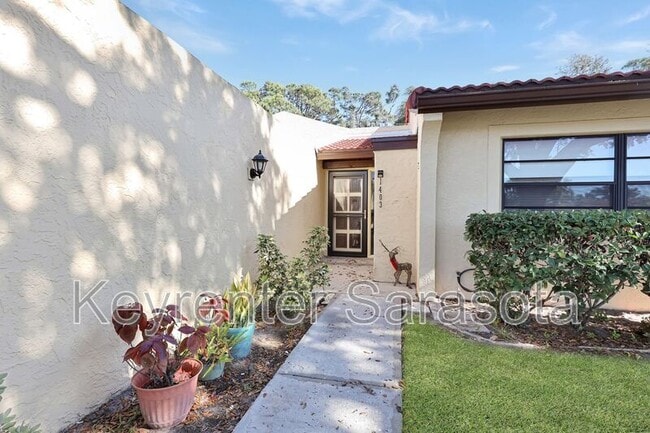 Photo - 1403 56th St W