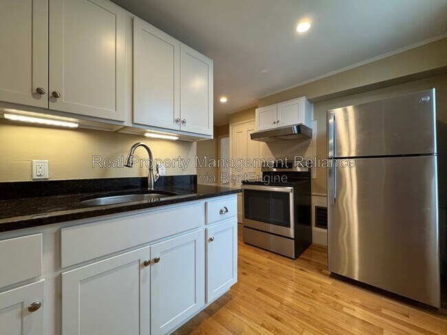 Photo - 16 Franklin Pl Unit 2l