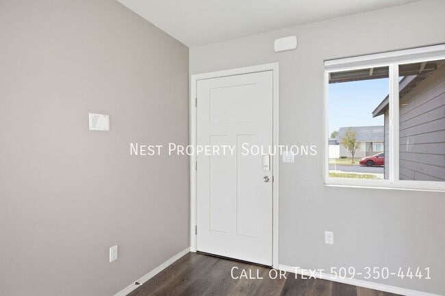 Photo - 413 S Trillium Wy