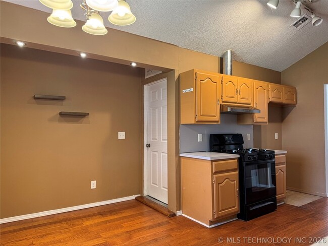 Photo - 7540 S Trenton Pl