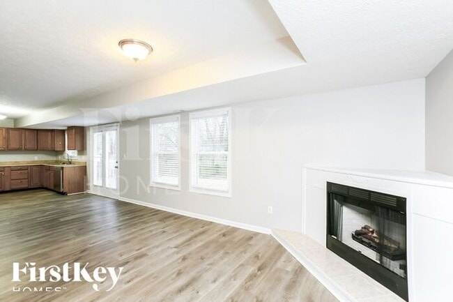 Photo - 334 N Odell St