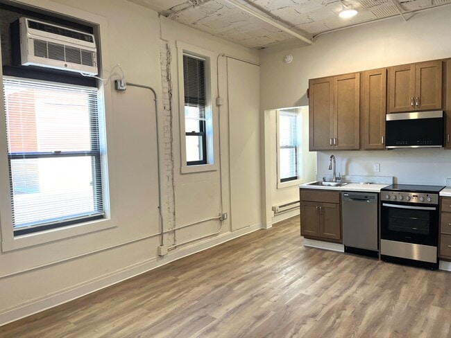 Unit 201 - Grandview Lofts