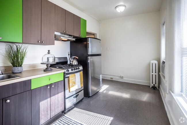 Interior Photo - Parkside Poplar Apartments