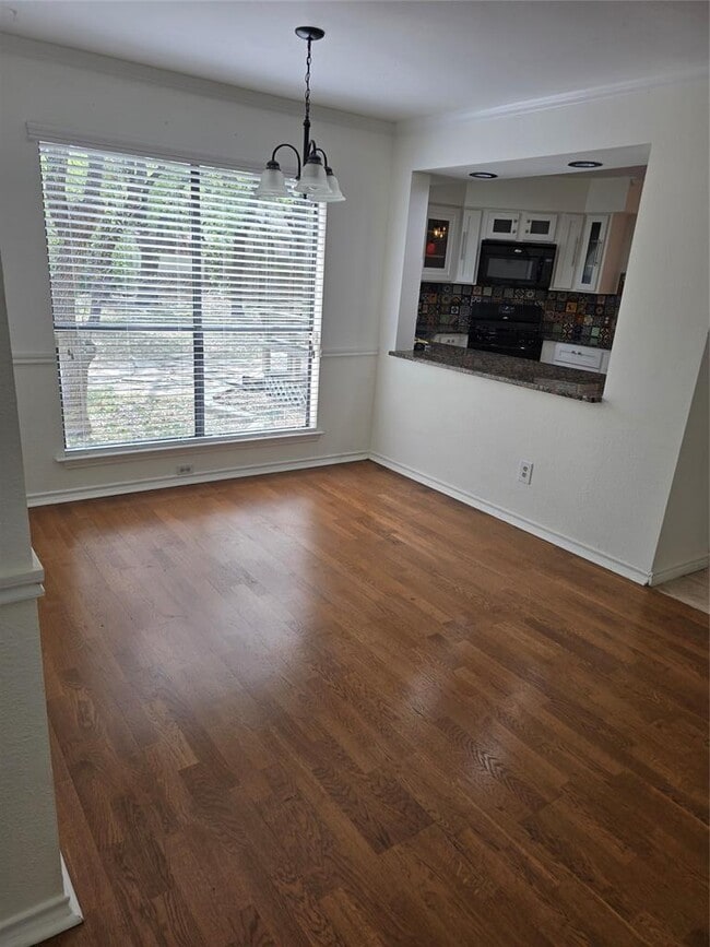 Photo - 3008 Cat Claw Cove