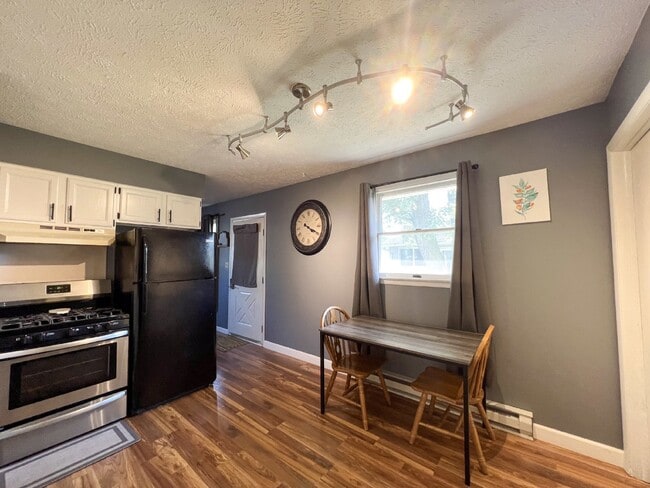 Photo - 1924 Ottawa Ave