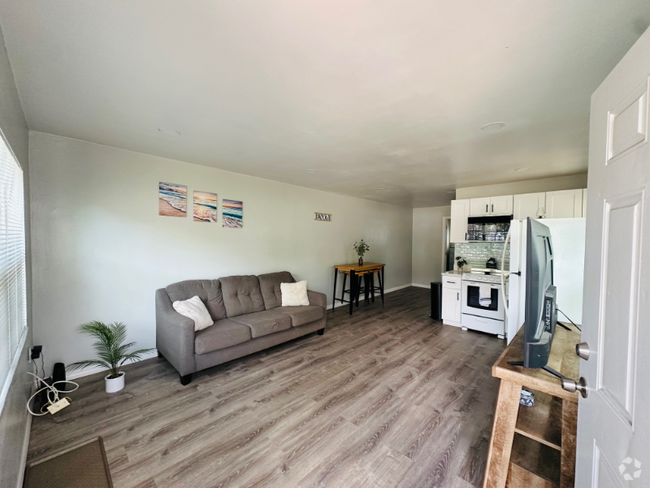 Building Photo - 612-612 17th Ave S Unit 612 Rental