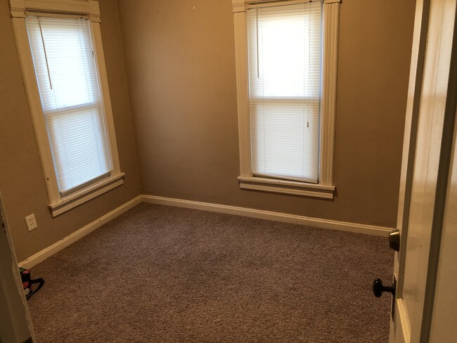 Photo - 2109 Walnut St