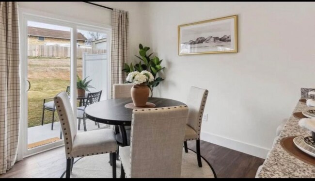 Photo - 3044 Bogart Ln