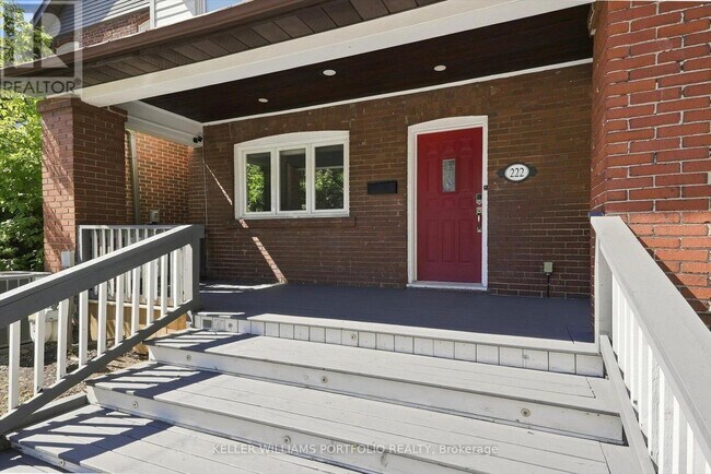Photo - 222 Hillsdale Ave E