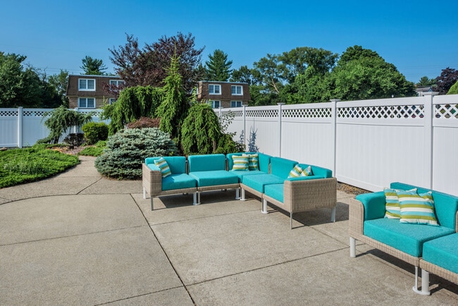 Photo - The Four Seasons