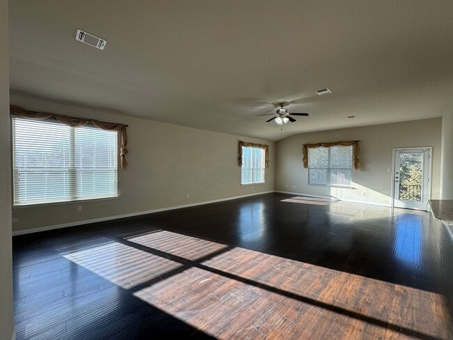 Photo - 8900 Viewpark Ln